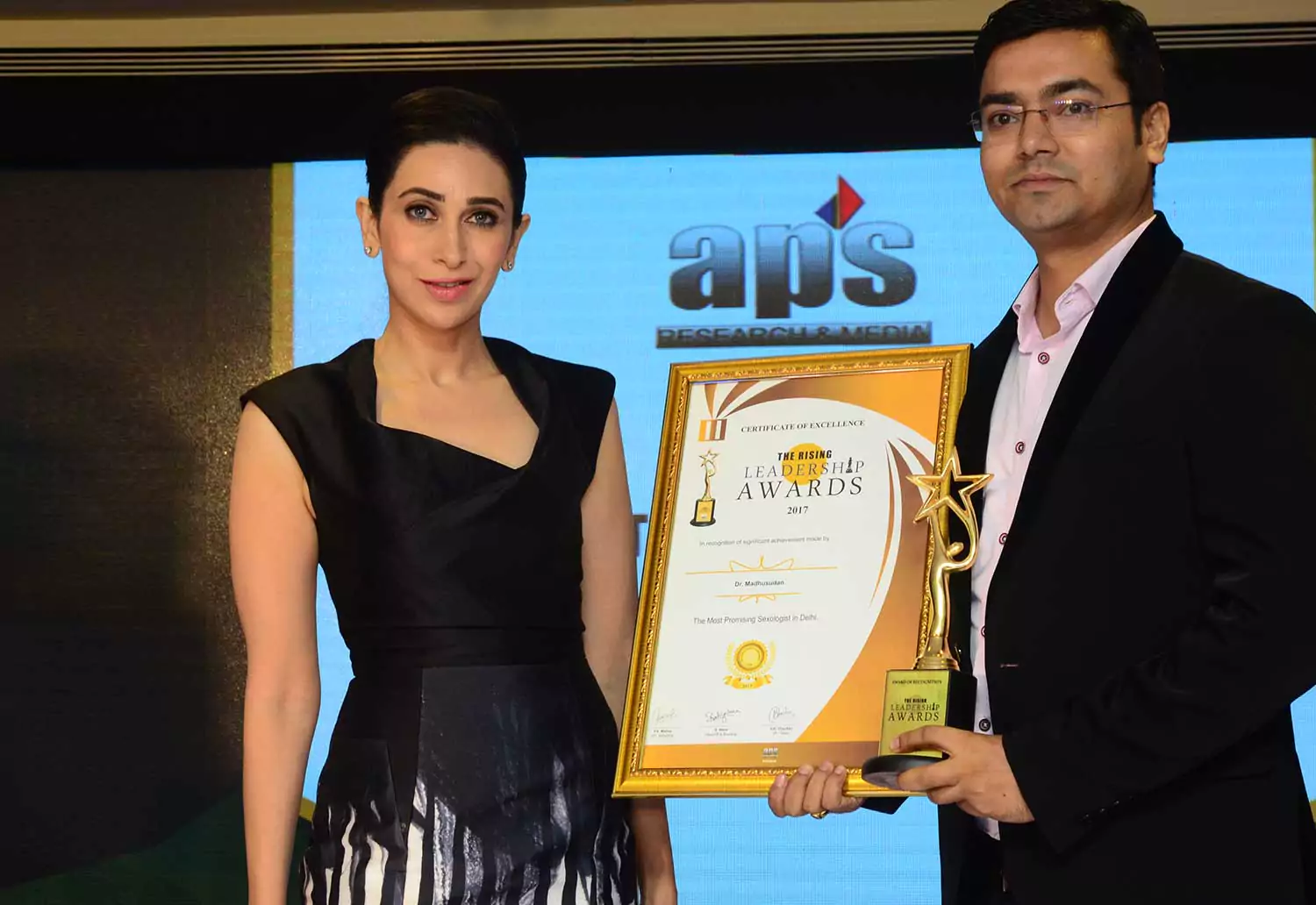 Madhu Sudan Received the Leadership Award by Karishma Kapoor